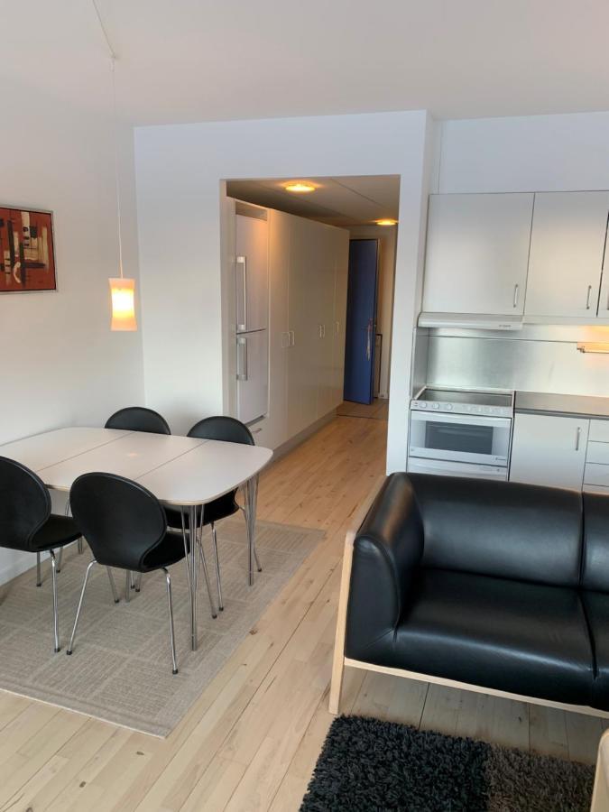 Nuuk Hotel Apartments By Hhe Eksteriør billede